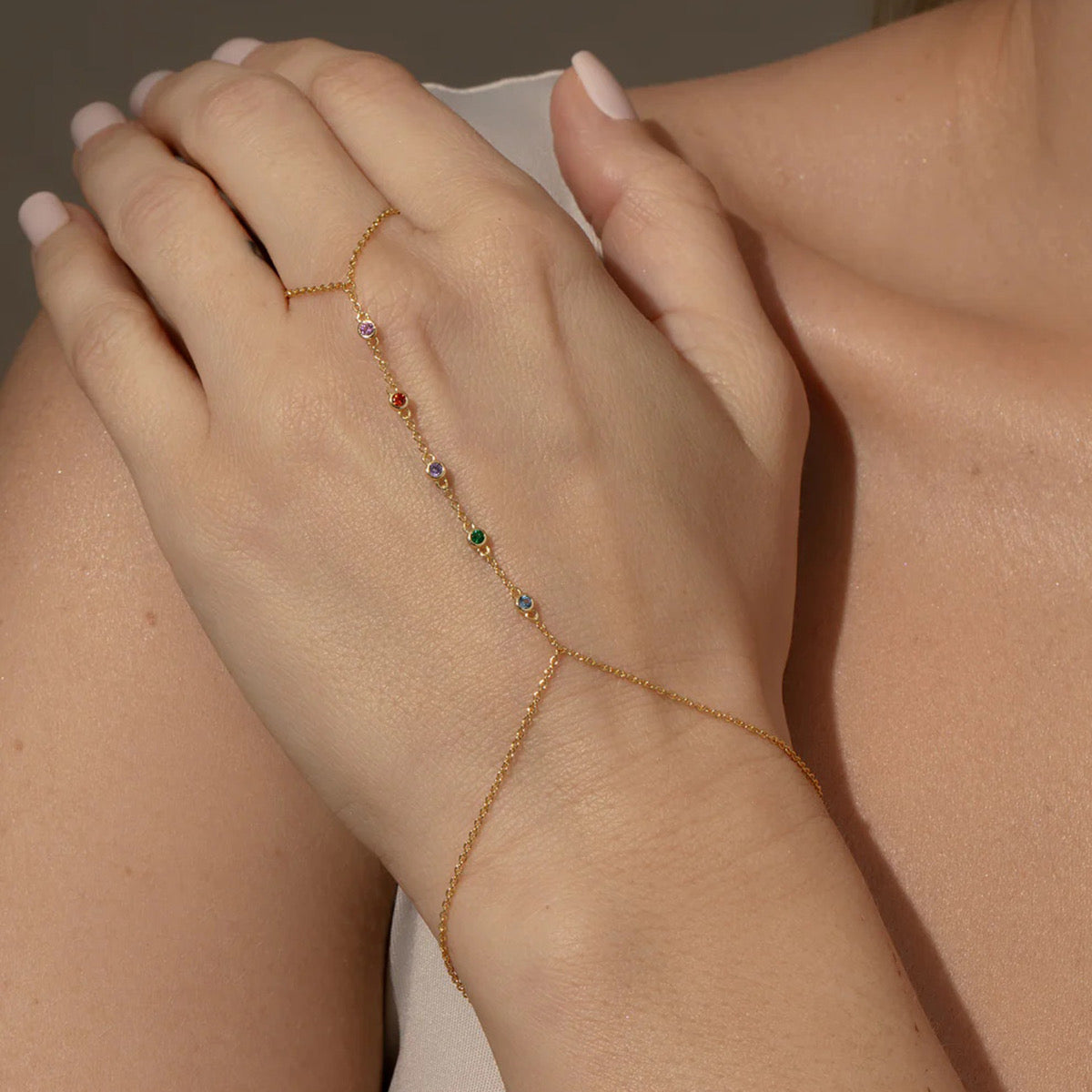 Gio Hand Chain