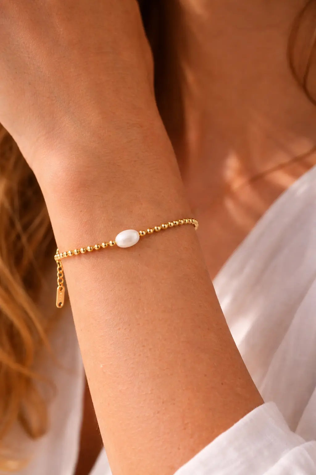 Gold Pearl Beaded Bracelet – Waterproof Titanium Steel Valeria Gioielli