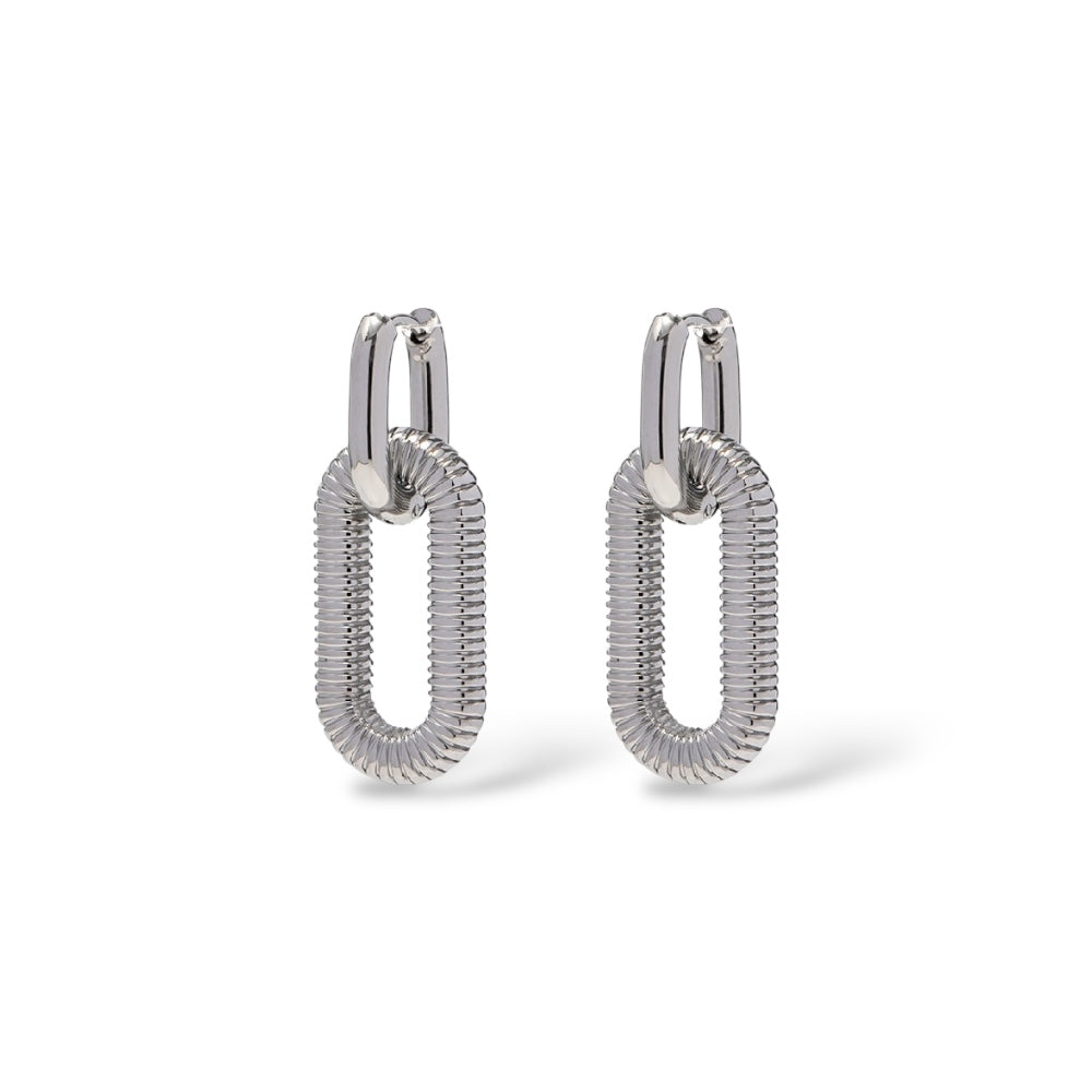 Aretes medianos de doble cadena de oro